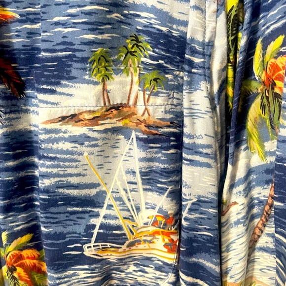 Reyn Spooner Sportfish Hawaiian Shirt - Picture 4 of 5